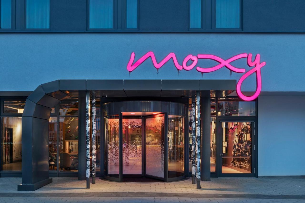 Moxy Duesseldorf City Екстер'єр фото