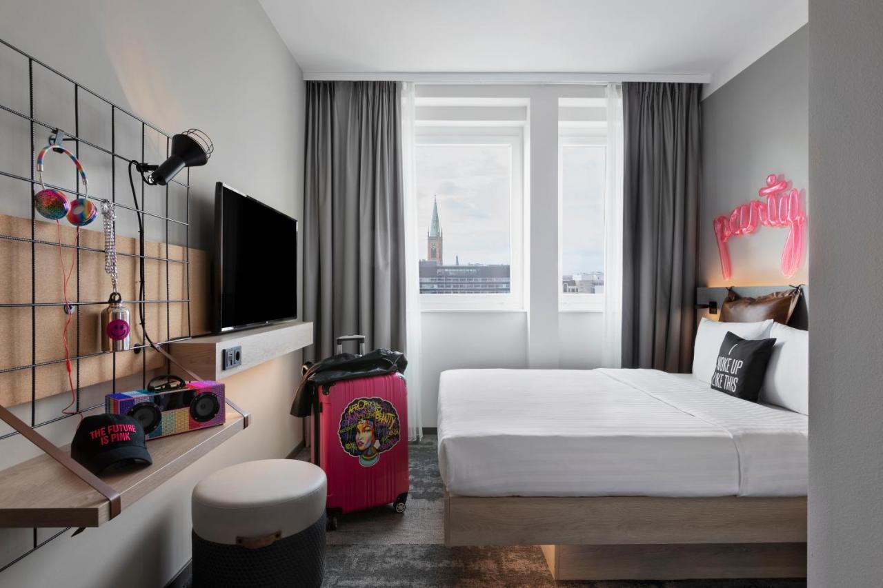 Moxy Duesseldorf City Екстер'єр фото