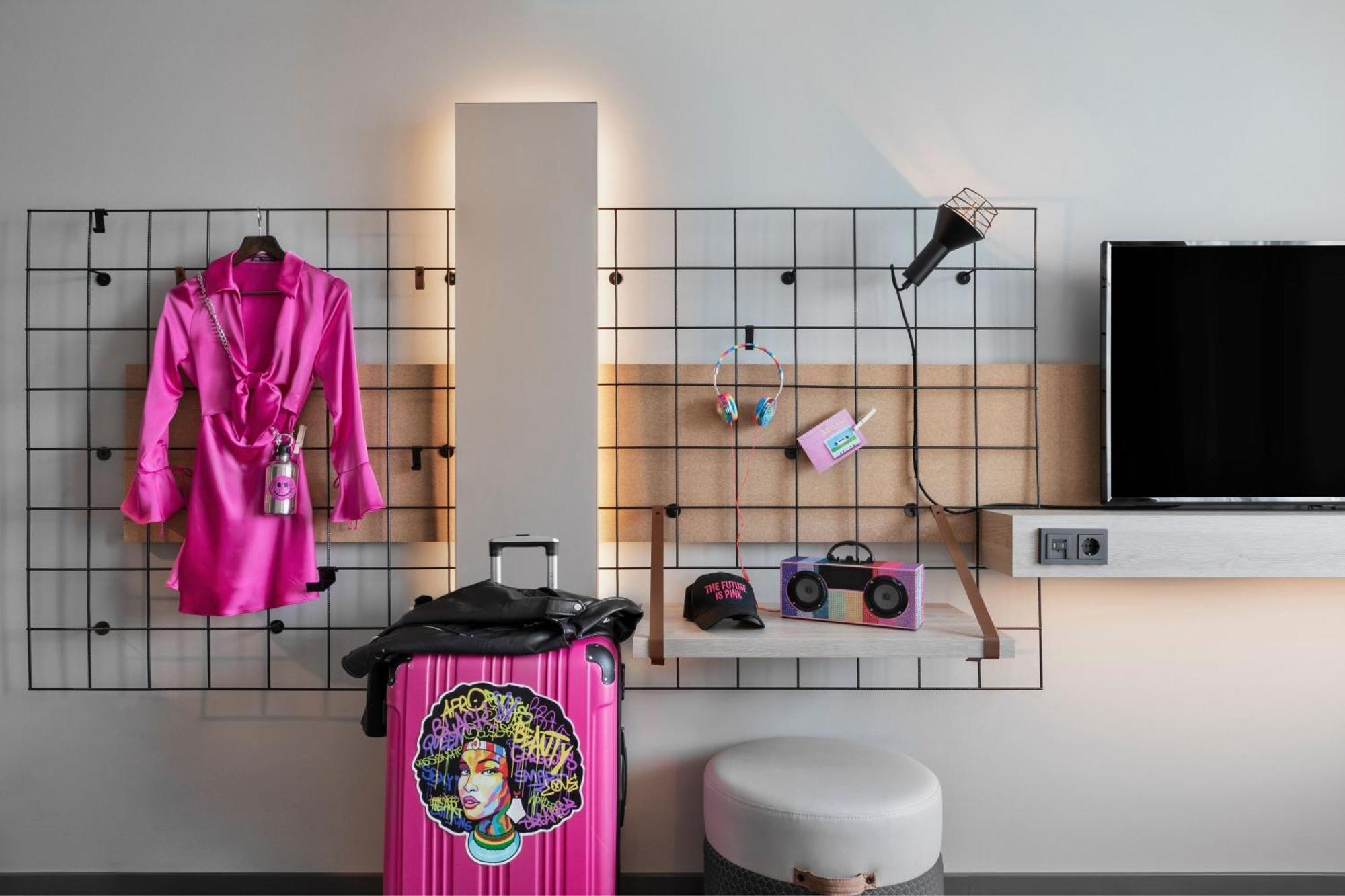 Moxy Duesseldorf City Екстер'єр фото