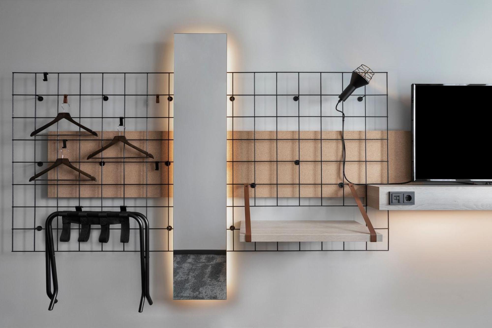 Moxy Duesseldorf City Екстер'єр фото